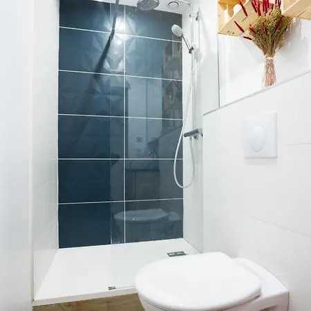 Superb In The Heart Of The Batignolles Appartamento